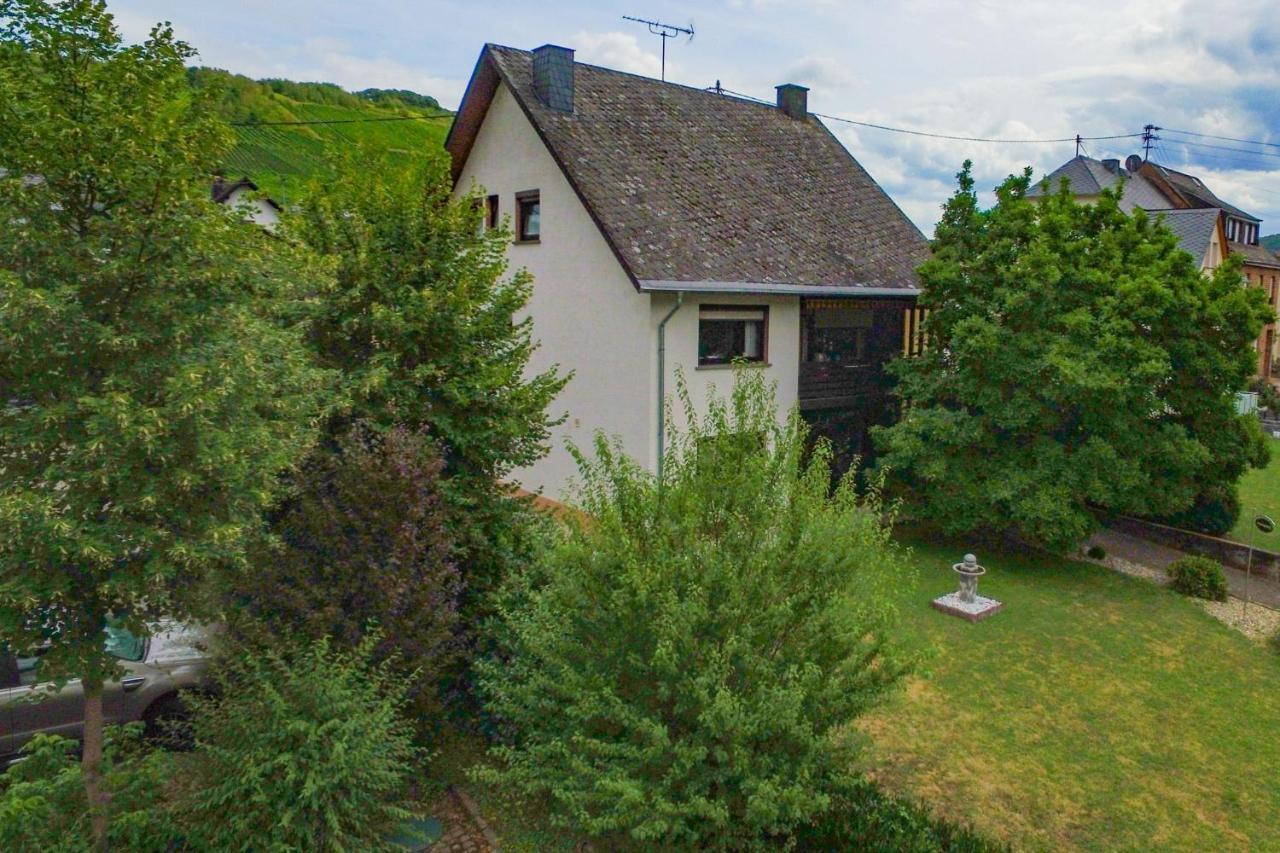 Moselhaus Bed & Breakfast Zeltingen-Rachtig Exterior photo