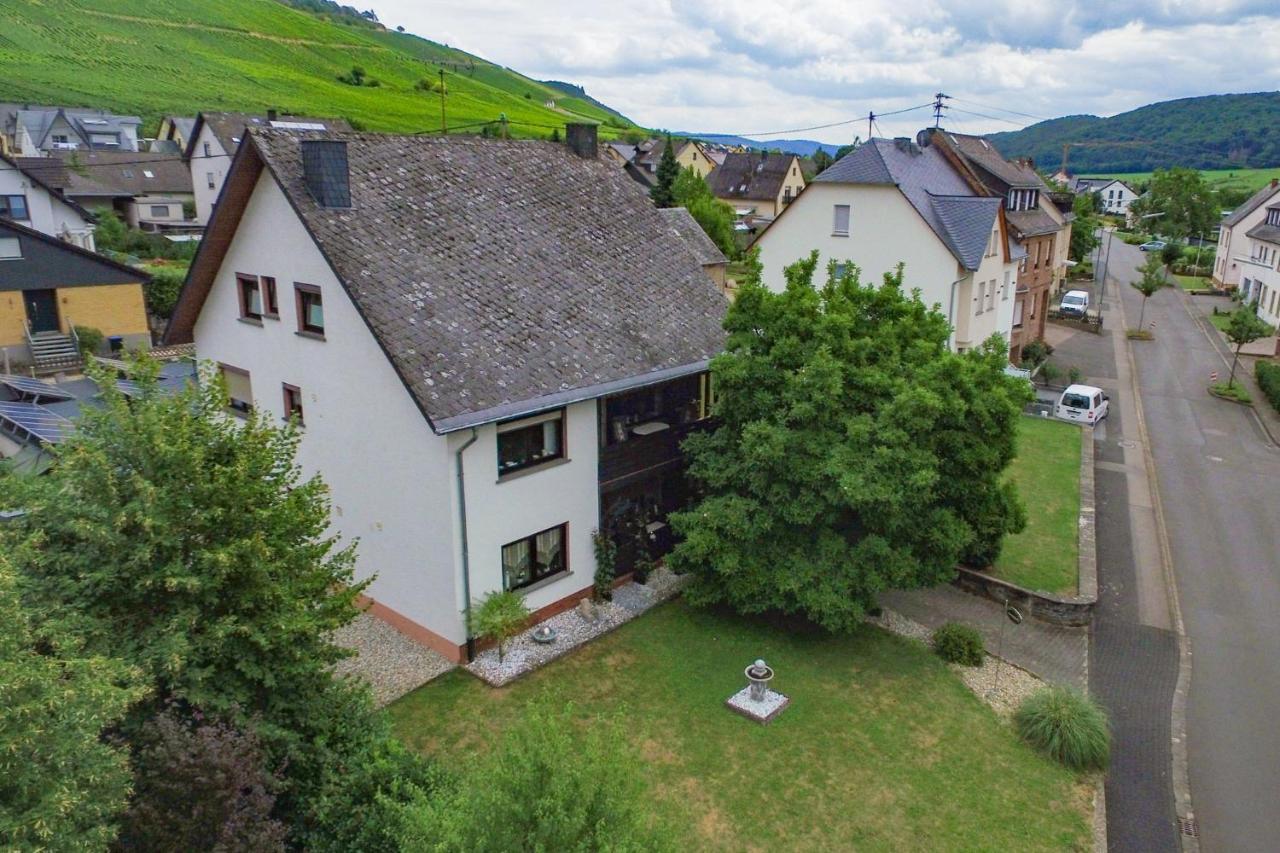 Moselhaus Bed & Breakfast Zeltingen-Rachtig Exterior photo